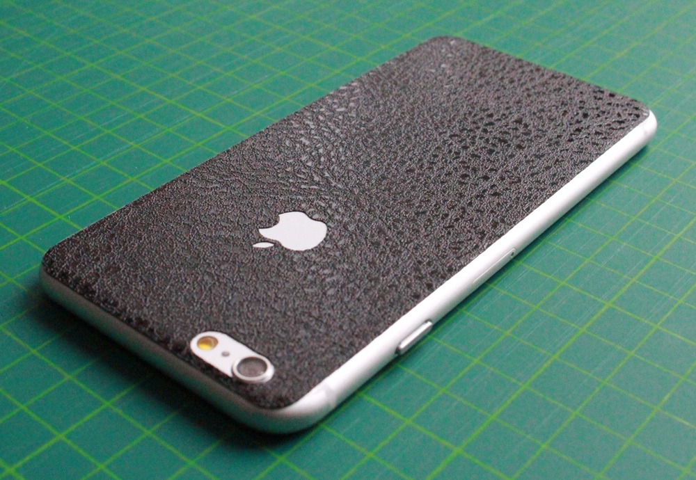 iPhone 6 / 6S / 6 Plus / 6S Plus / 7 Aufkleber / Sticker / Skin. 3D Aufkleber für die Rückseite. - Stealth